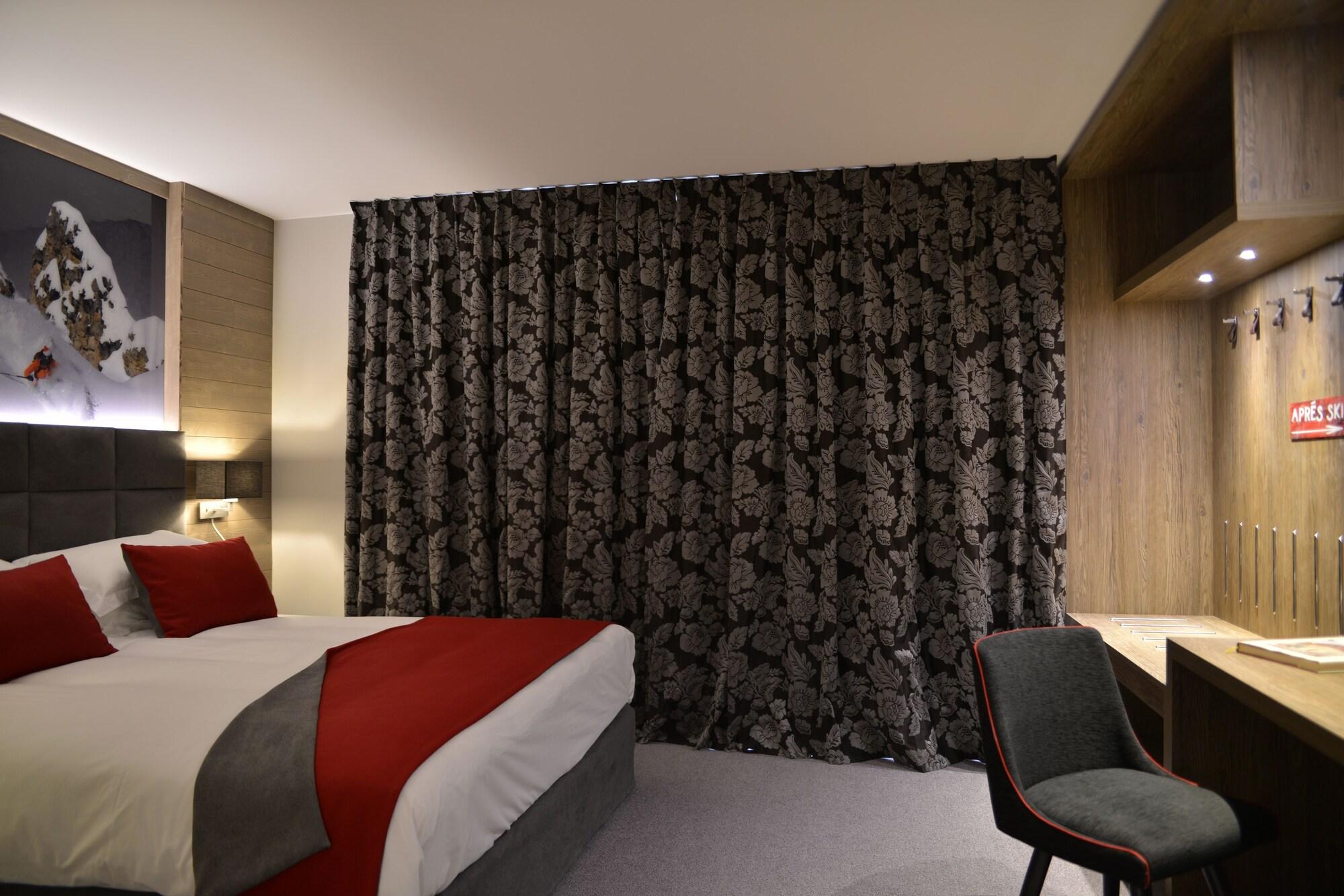 Ily Hotels & Spa La Rosiere Montvalezan Exteriör bild