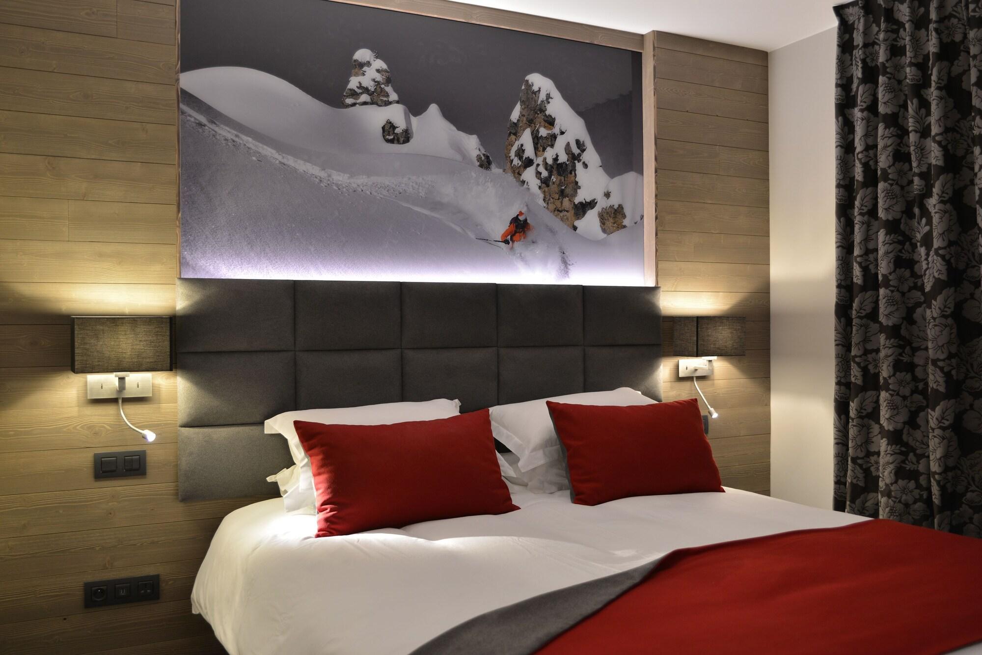 Ily Hotels & Spa La Rosiere Montvalezan Exteriör bild